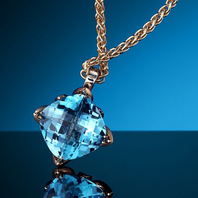 Cushion cut Topaz pendant