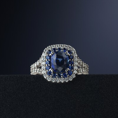 Sapphire and Diamond ring