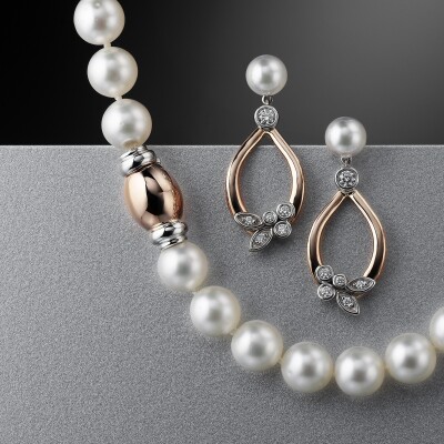 Pearls and Diamonds in rose and white gold