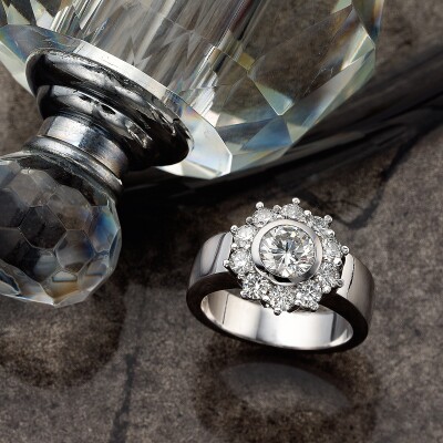 Cluster Diamond ring