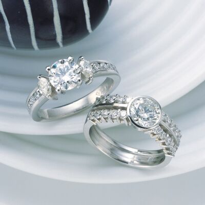 Diamond engagement rings