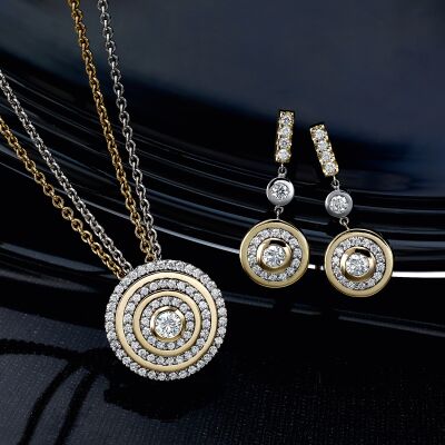 Yellow and white gold Diamond jewellery set