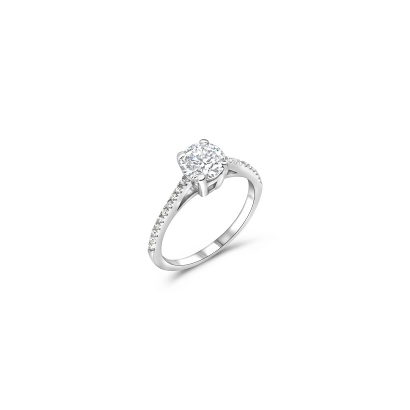 Bague d'occasion en or blanc et diamants