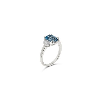 Bague Clair de Lune or blanc, aigue marine 1ct68 et diamants demi-lune 0ct61
