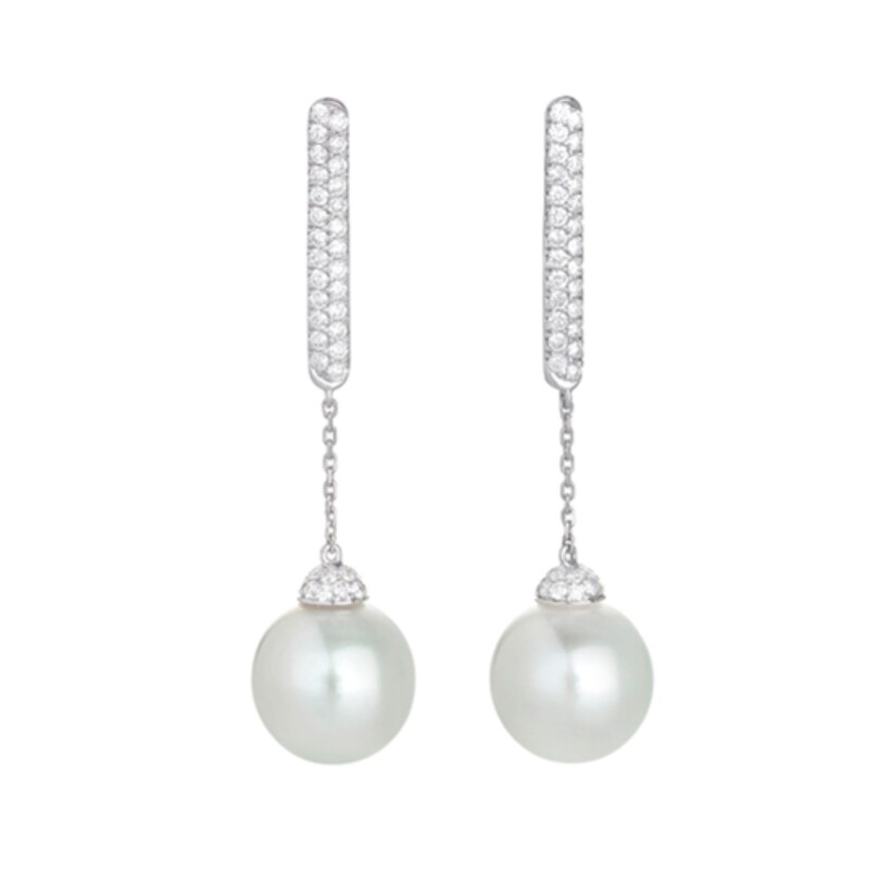 Boucles d'oreilles Veron Roques pendantes en perles des mers du Sud et diamants