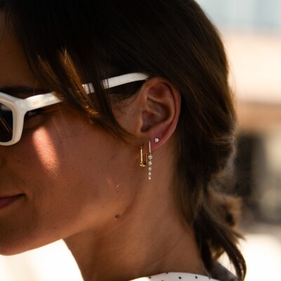 Boucles d'oreilles Veron Roques Ondée en or jaune et diamants