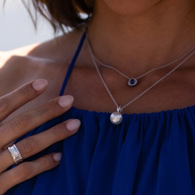 Collier Veron Roques Isis en or rose, perle de Tahiti et diamants