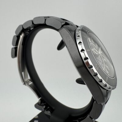 CHANEL J12