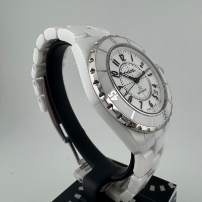 CHANEL J12 AUTOMATIC