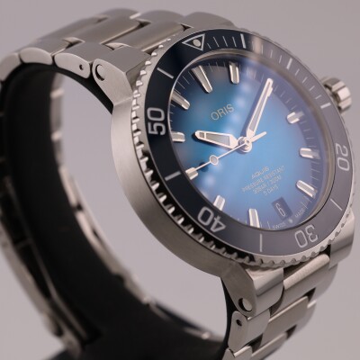 Oris Aquis Date Calibre 400
