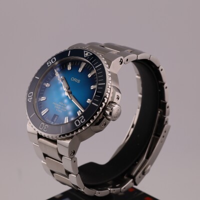 Oris Aquis Date Calibre 400