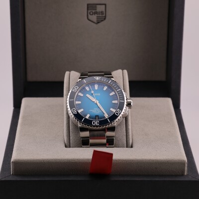 Oris Aquis Date Calibre 400