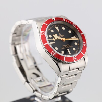 Tudor Heritage Black Bay